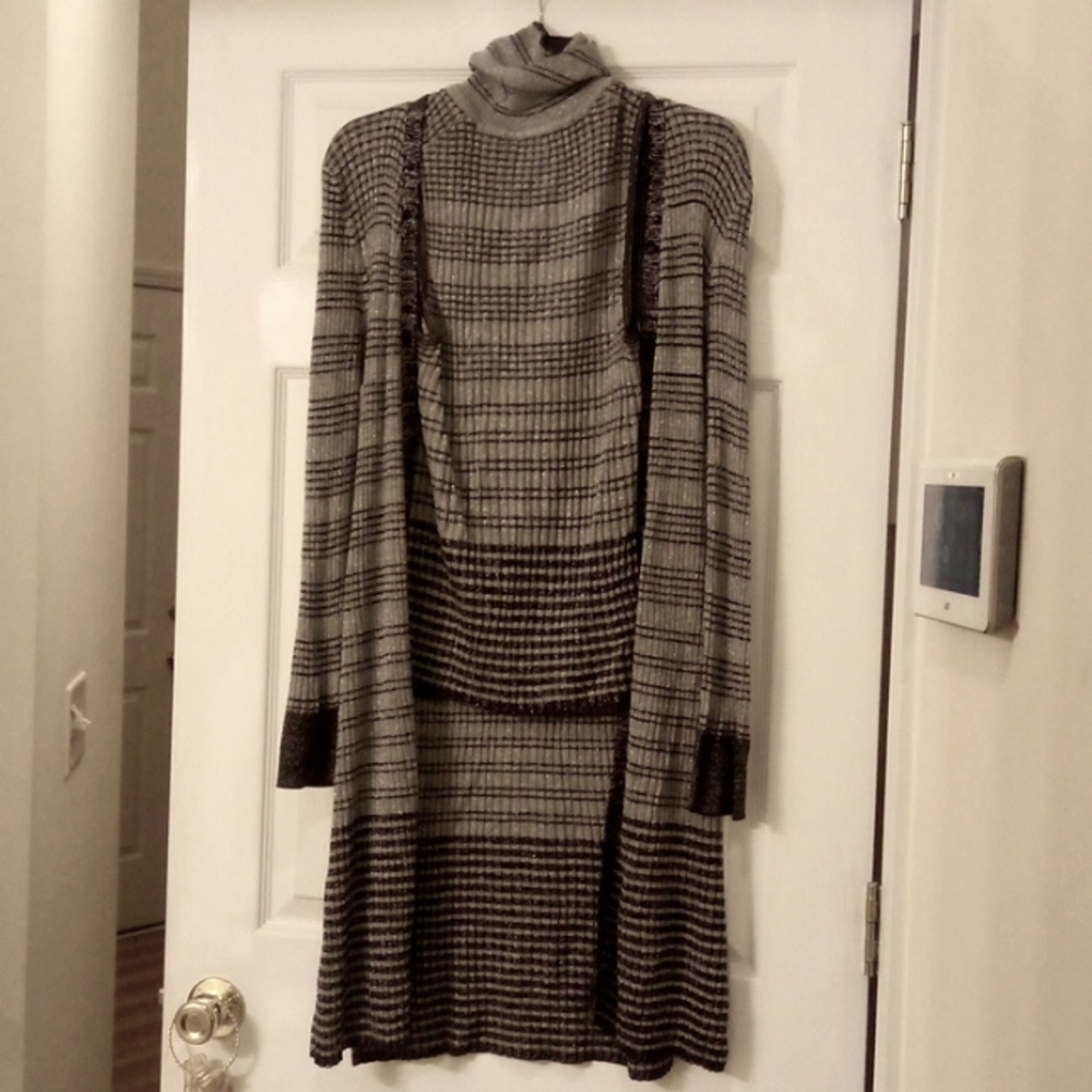 Black Gray Silver two piece sweater set
